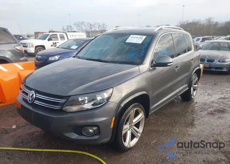 2016 Volkswagen Tiguan R-Line z USA, uszkodzony, nr VIN WVGAV7AX9GW598263